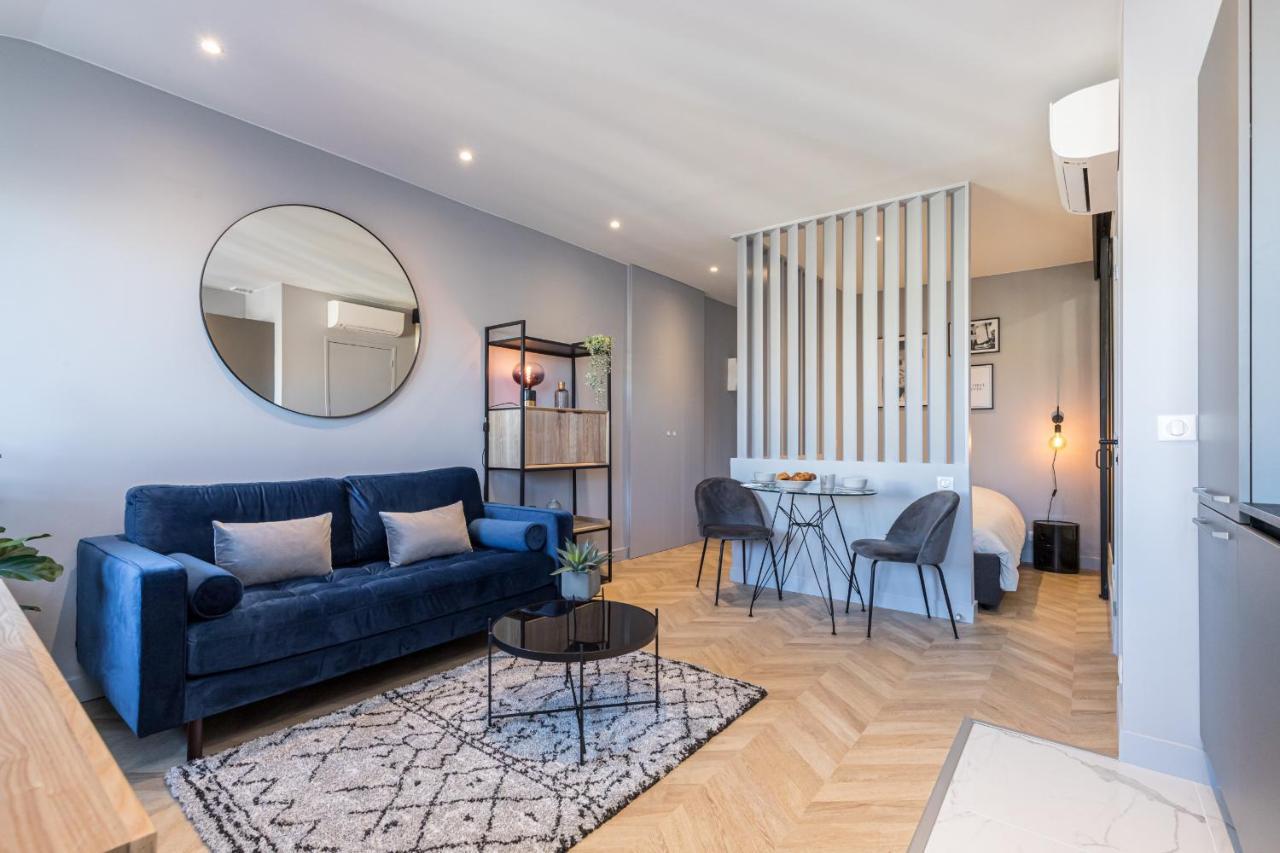 1 Su Ede - Dernier Etage Ascenseur - 1 Min Plage Et Zone Pietonne Nisa Exterior foto